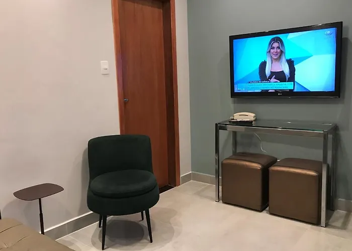 Liberdade 1 QT + Sofá Cama - 200m Metrô. Novo! Apartamento São Paulo