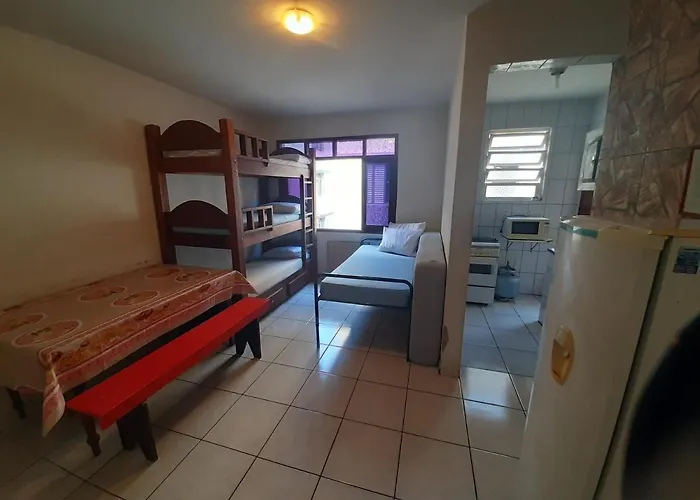 Apartamento mobiliado no Canto do Forte - Praia Grande - SP Férias, temporada, feriados