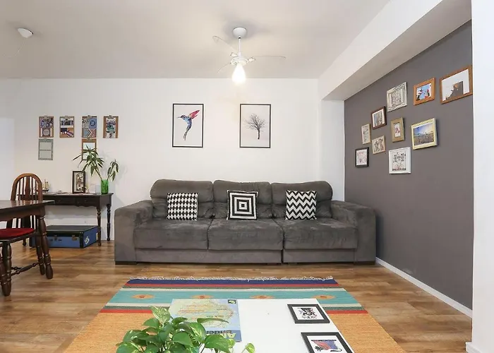 Apartamento espaçoso em Pinheiros ao lado do metrô