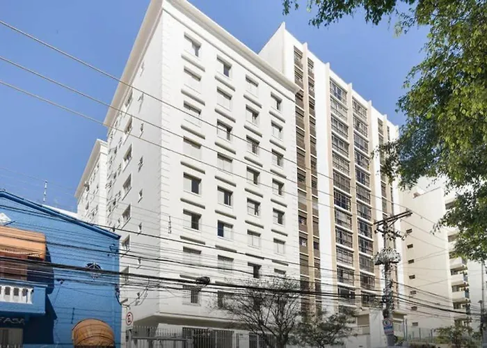 Apartamento espaçoso em Pinheiros ao lado do metrô