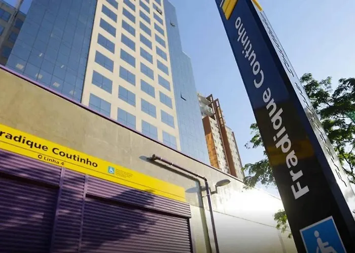 Apartamento espaçoso em Pinheiros ao lado do metrô