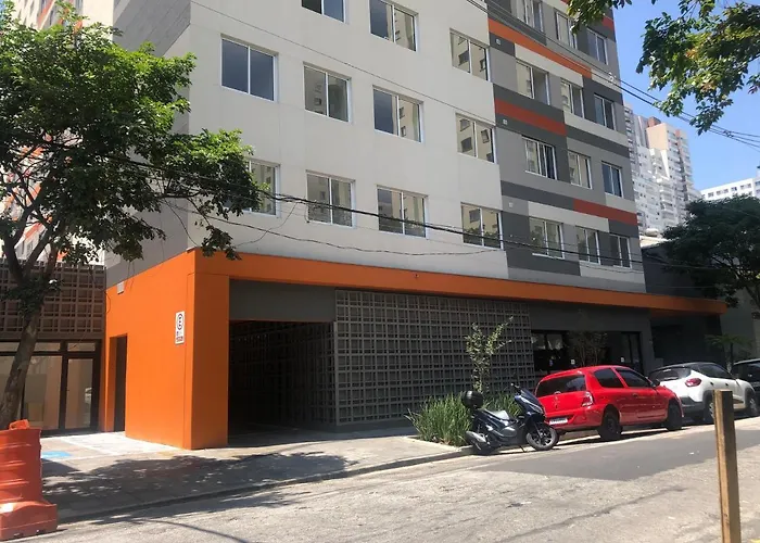 Loft aconchegante com piscina a um passo do metrô