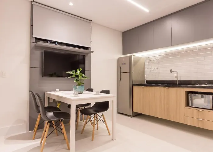 No Coração do Itaim, ESTUDIOS e Apto de 2QR 2B Completos, Modernos, Aconchegantes - Itaim Star Stay