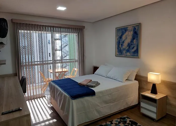 STUDIO prox. Metrô Avs.Paulista e Brig. L. Antonio