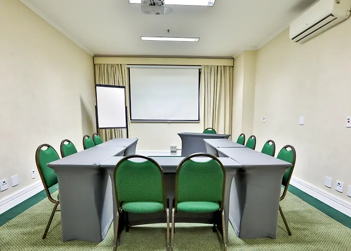 Quality Suites Vila Olimpia