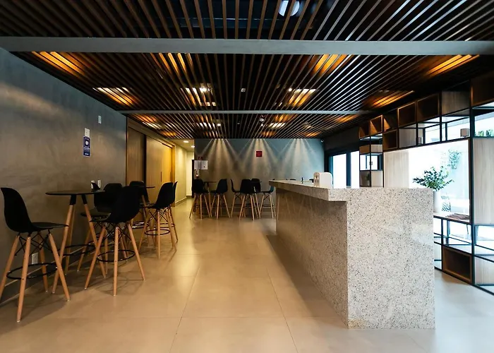 VN Capote Valente 712 no coração de São Paulo Apartamento