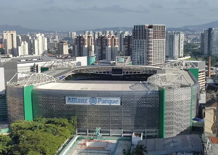 Studio moderno I Próximo Allianz