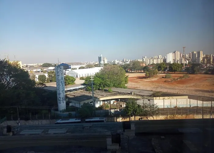 Flat impecável em frente aeroporto de Congonhas - H609