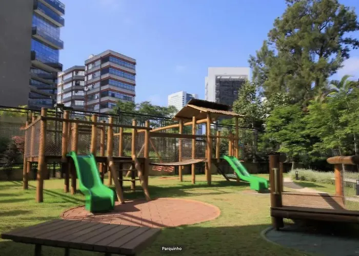 na Faria Lima e condomínio de luxo em Pinheiros