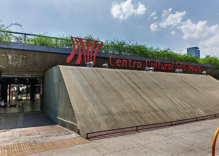 Apto - São Paulo - Aclimação - Quadra estação Metrô Vergueiro
