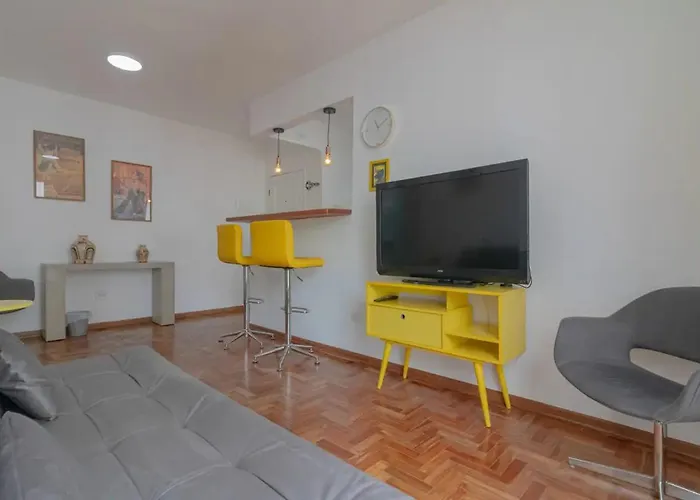 Apartamento Próximo Avenida Paulista, Sirio e FGV