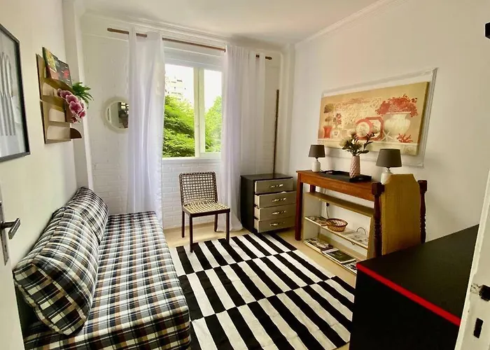 Apartamento encantador 30 m da Faria Lima e insper