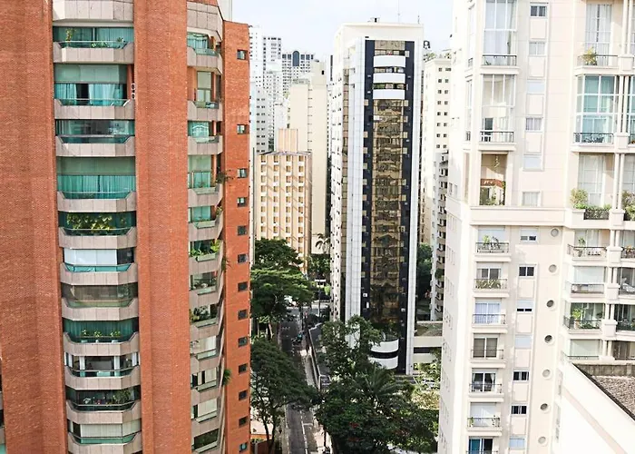 Suíte LUXO - Jardins | Com mini máquina de lavar