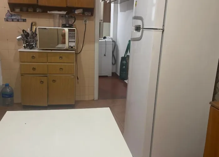 Quarto em Apartamento