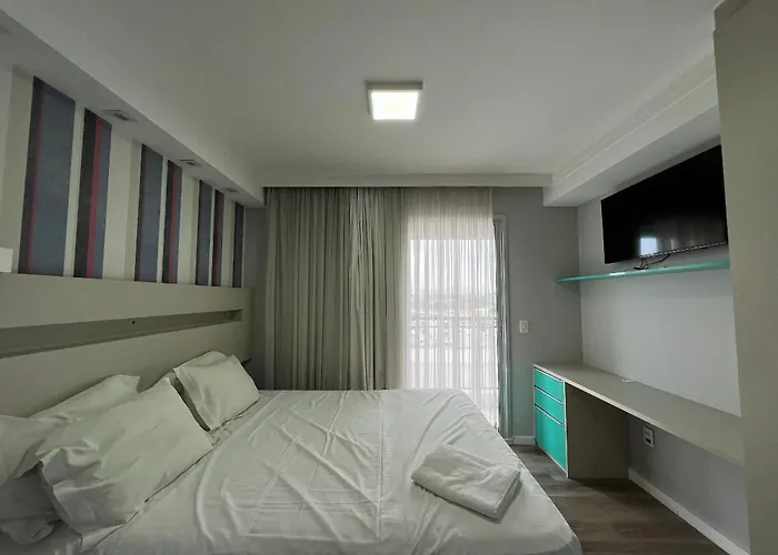 MH 50402 - Lindo Studio Expo Completo com Vaga