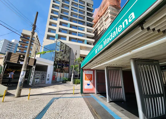 Studio Charmoso e Totalmente Equipado na Vila Madalena - A 20 Passos do Metrô