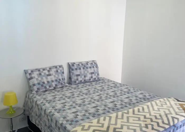 Residencial Maurice Et Madeleine