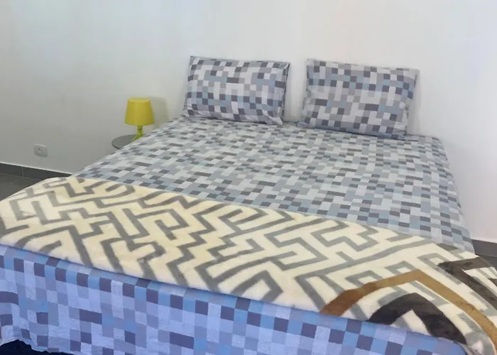 Residencial Maurice Et Madeleine