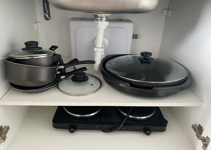 MV 169A Autêntico Apartamento Em Frente Ao Metrô Brás ! - Rua Coronel Mursa, 56 - Bras