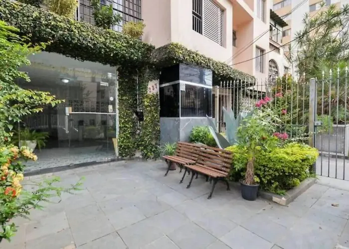 Lindo apartamento com 3 Quartos e Sacada na Liberdade