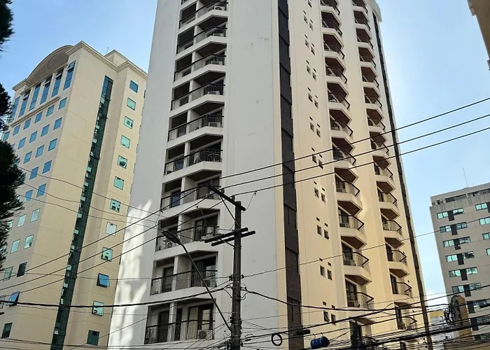 M256 | Flat localizado no Jardins