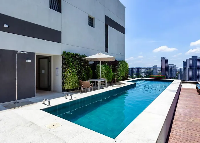 Studio Moderno com Piscina e Academia completa na Cobertura excelente espaço de Coworking Próximo ao Aeroporto de Congonhas e SP Expo