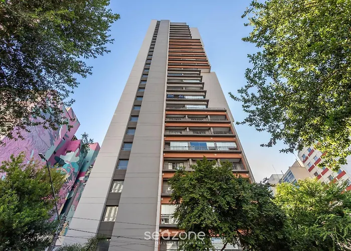 THK - Prédio c/ piscina no Bairro República em SP