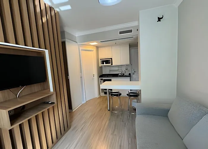 Flat bem localizado na região de Pinheiros!