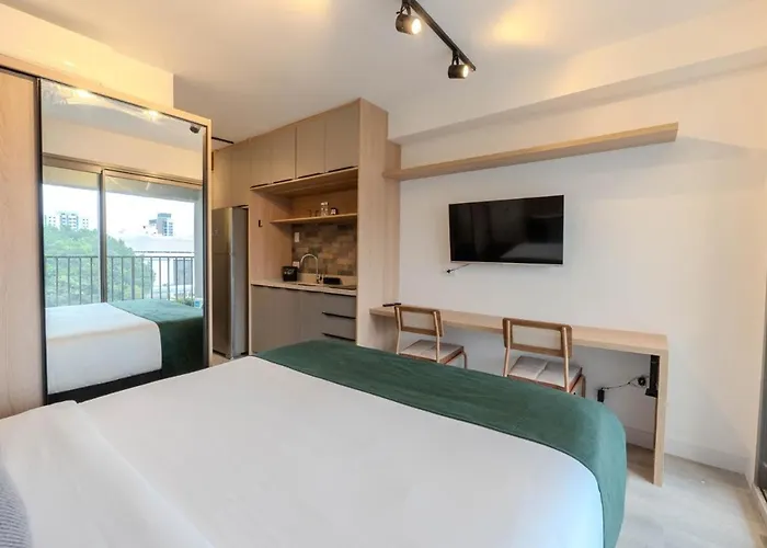 Moema - Apartamento com Serviços
