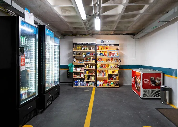 Studio moderno com varanda