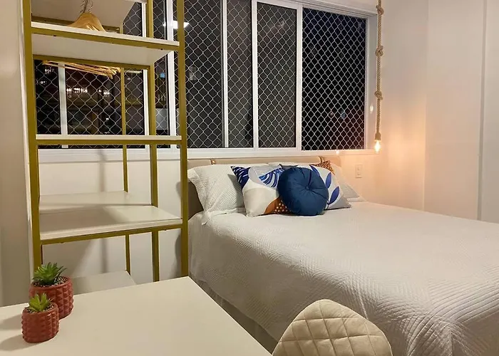 Studio dourado no coração da Av Paulista