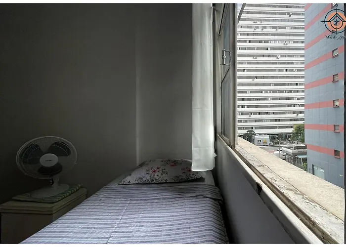 AVENIDA PAULISTA - QUARTO SOLTEIRO em Apartamento compartilhado