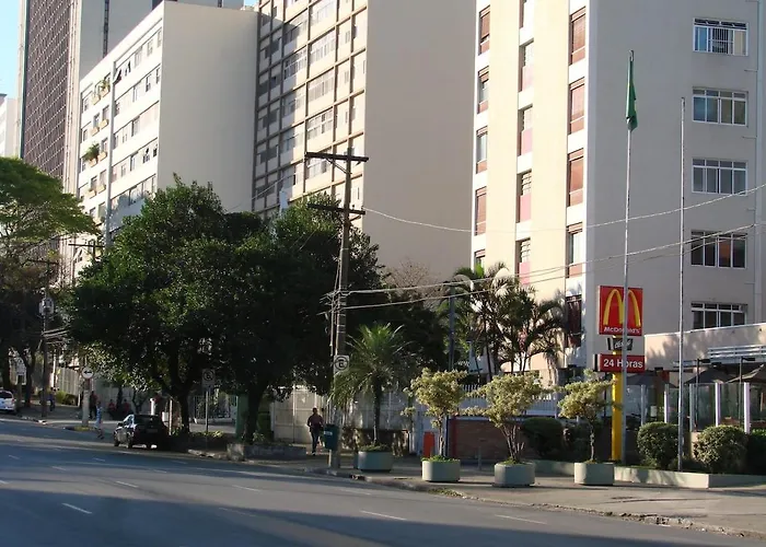 Apt 130m em SP Pinheiros x Jardins Próximo ao metrô