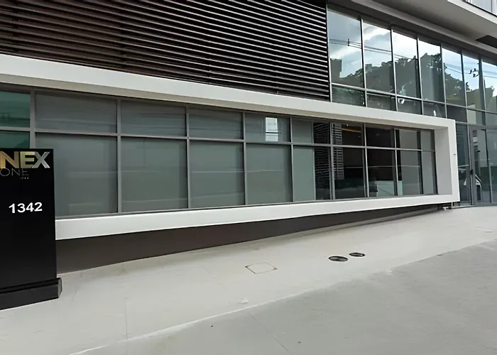 Vista Alta/Academia/Insper e Hosp.São Luiz 650mts
