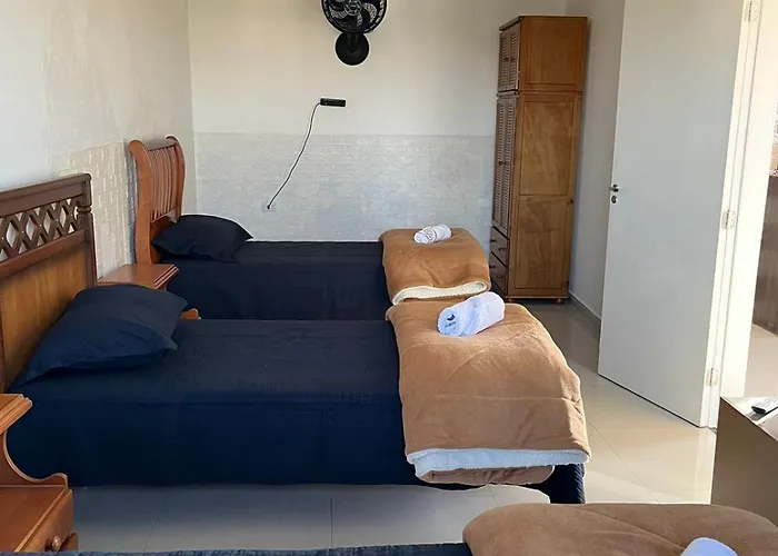 Casa 5 próximo ao autódromo Vila São Paulo