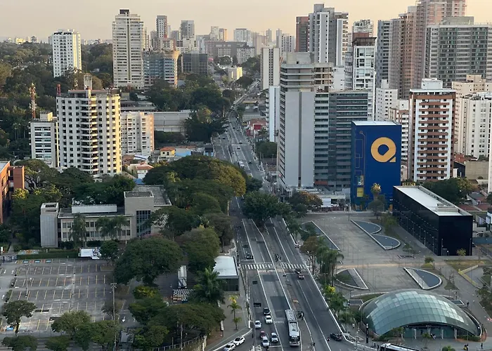 Studio Moderno Brooklin