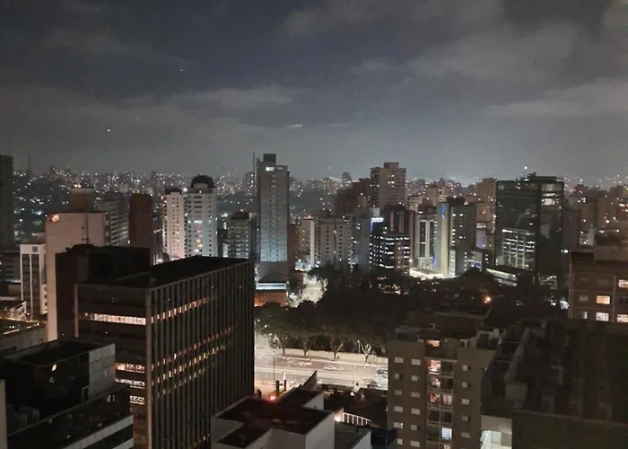AP 2 quartos ao lado da AV Paulista BC04
