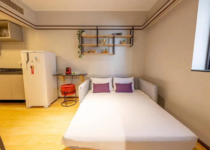 Easy Star - Charmoso flat no classico Jardim Paulista - HR01I