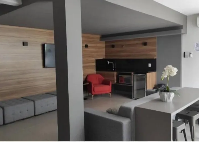 Studio no centro de SP próximo da 25 de Março, Bras, Santa Efigenia e metrô São Paulo