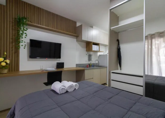 Apartamento Confortável com Varanda no Alto da Boa Vista Consulado Transamerica Expo Center