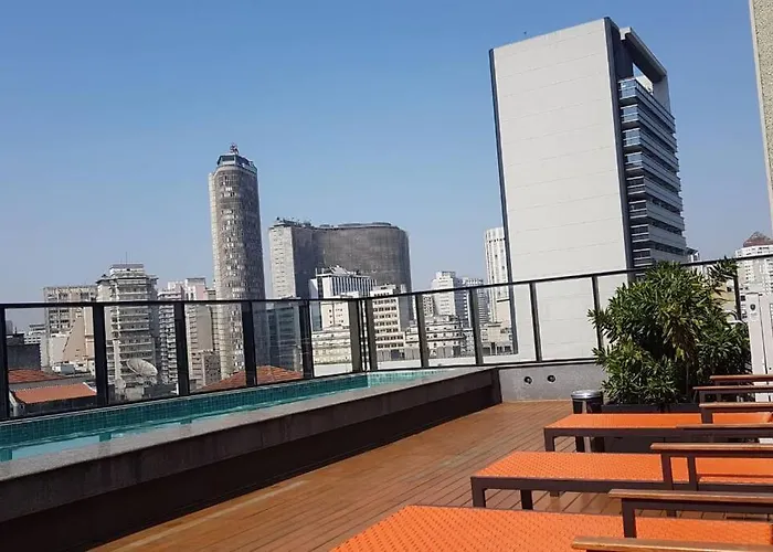 Studio prox ao metrô república