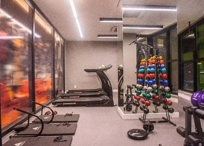 Studio prox ao metrô república