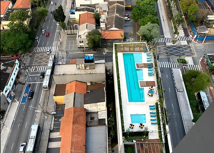 Estúdio 211 Lume — 400m do metrô Alto da Boa Vista São Paulo