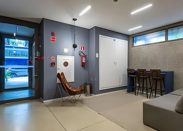 Vila Madalena completo, metrô /piscina/academia