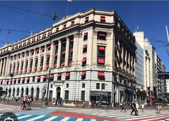 Apartamento com 2 dormitórios no Centro Histórico de São Paulo