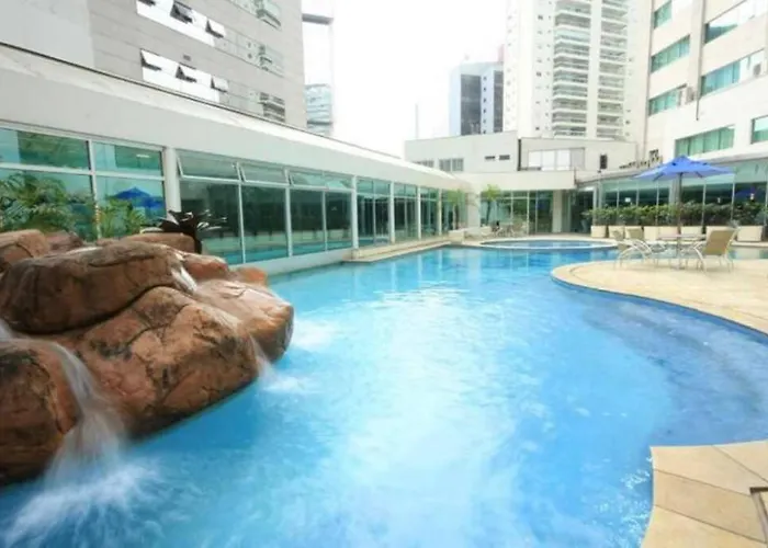 Apartamento lindo com garagem