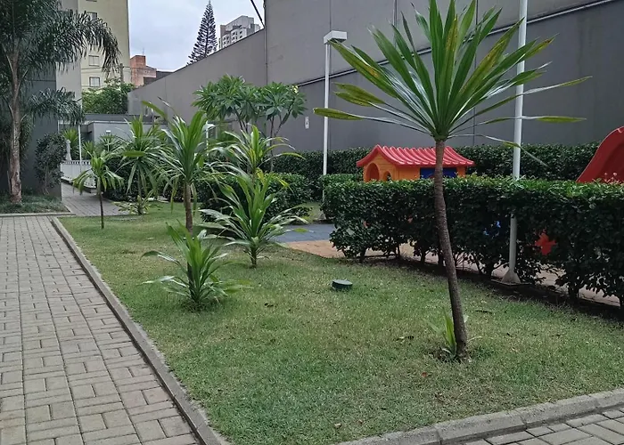 Metrô Brás, feirinha da madrugada, mercadão