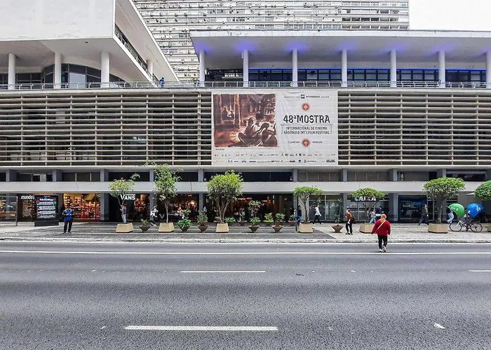 Next Bela Cintra by Viva - Prédio completo com wi-fi próximo ao metrô Consolação e ao MASP