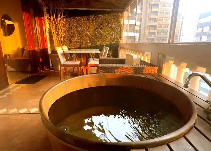 Cobertura com Jacuzzi no Itaim Bibi