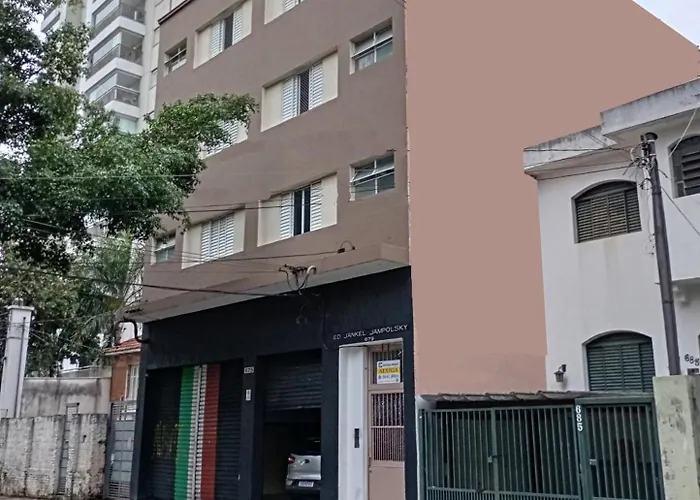 Apto grande na pompeia